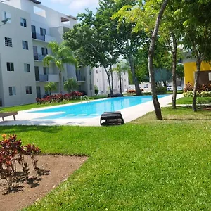 https://vive-tus-vacaciones-depa-nuevo-playa-del-carmen.tulum-hotels.net